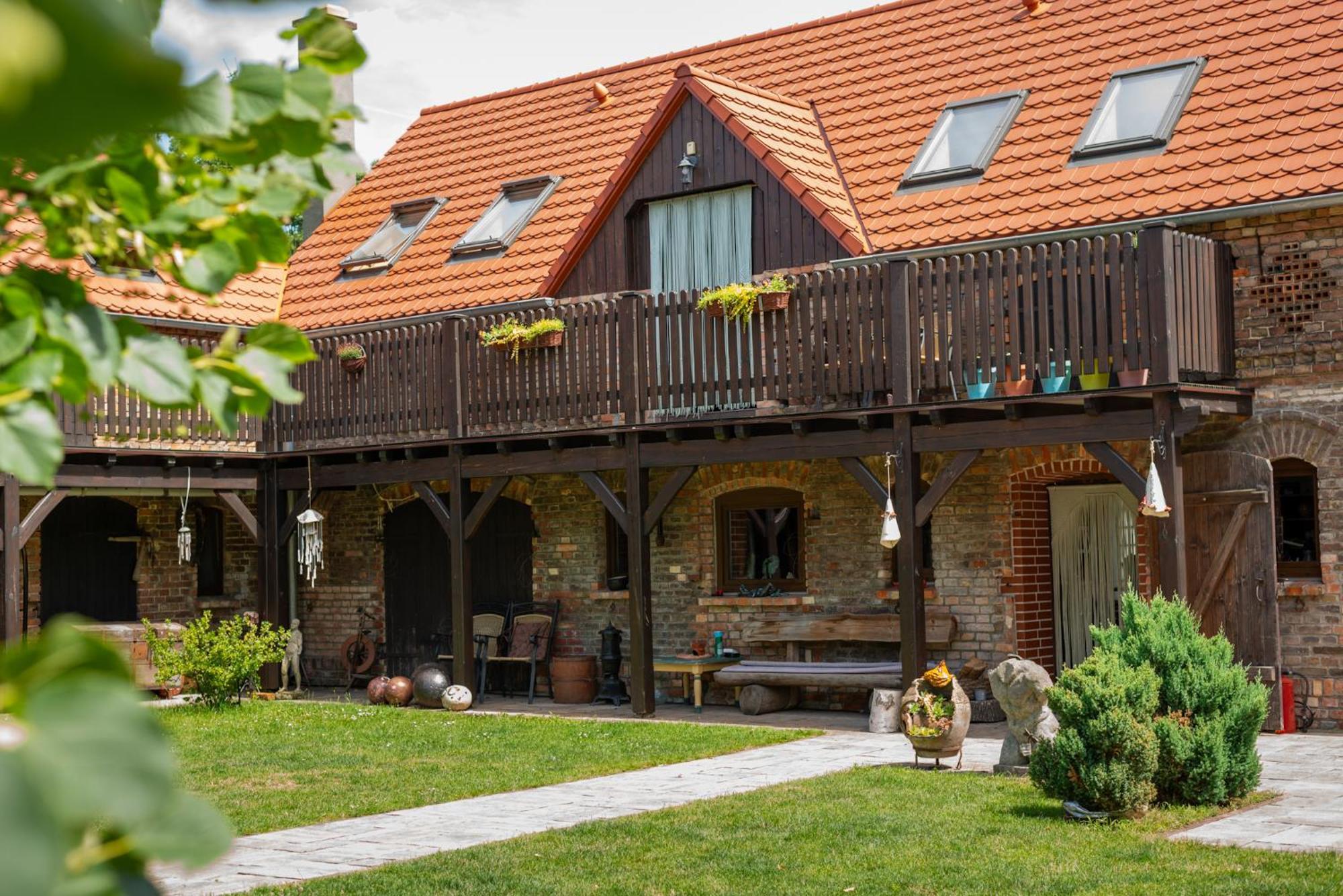 Agroturystyka Hanka I Jurek Boruja Ngoại thất bức ảnh